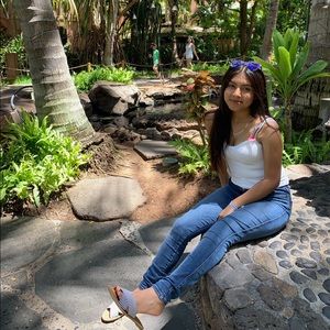 Meet your Posher, Janet